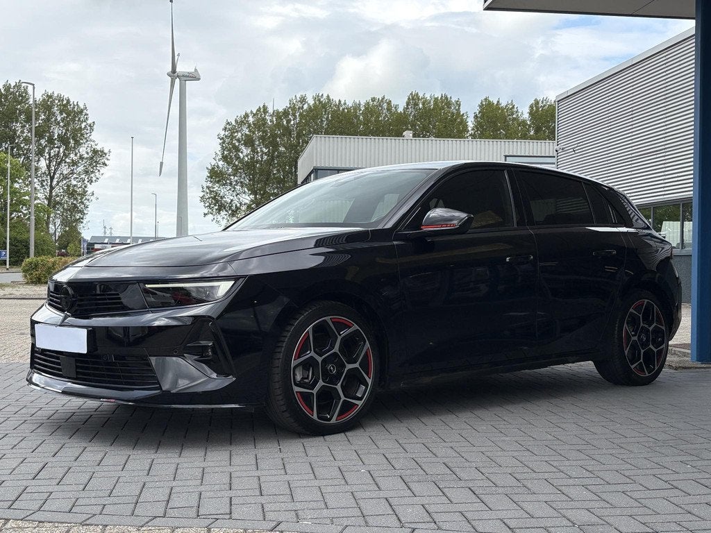 Opel Astra 1.6 Hybrid GS Line PHEV 180pk | Black Edition | H, Gebruikt, 4 cilinders, 181 pk, Alcantara