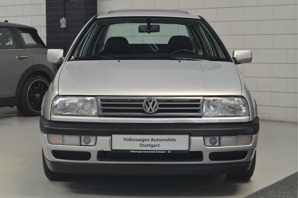 Volkswagen Vento 1.8 GL // 46.000 km // LEDER // OPEN DAK //, Auto's, Automaat, Gebruikt, 4 cilinders, Bedrijf