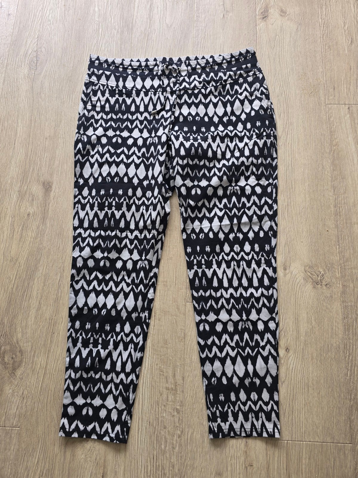 ANDCOWOMAN Philly Zigzag Pants - Zwart/Wit, Zwart, Maat 46/48 (XL) of groter, &Co Woman, Ophalen of Verzenden