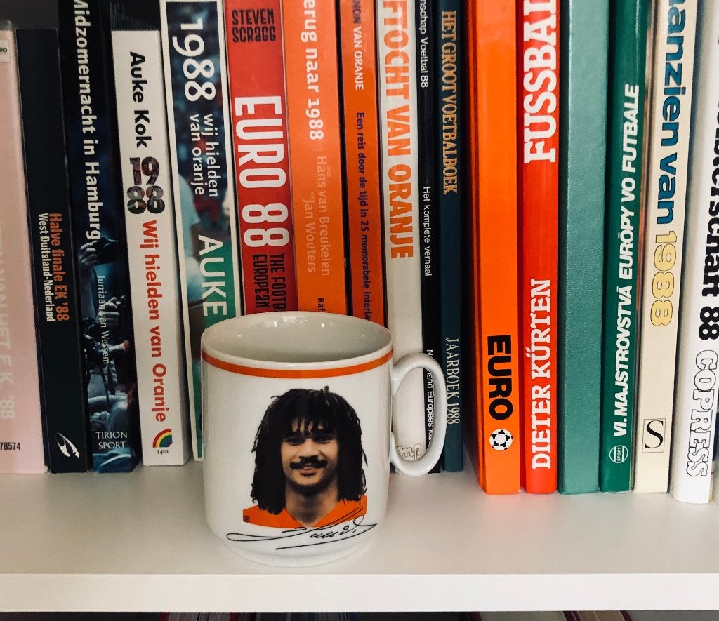 Mok EK 1988 - Ruud Gullit, Ophalen of Verzenden, Zo goed als nieuw, Overige sporten, Overige typen