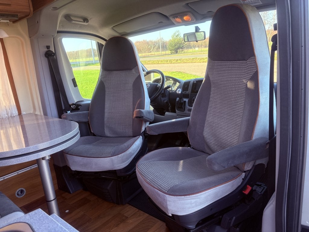 Foto 9 van Globecar Campscout, Enkele bedden 3.0 Turbo 156pk AUTOMAAT