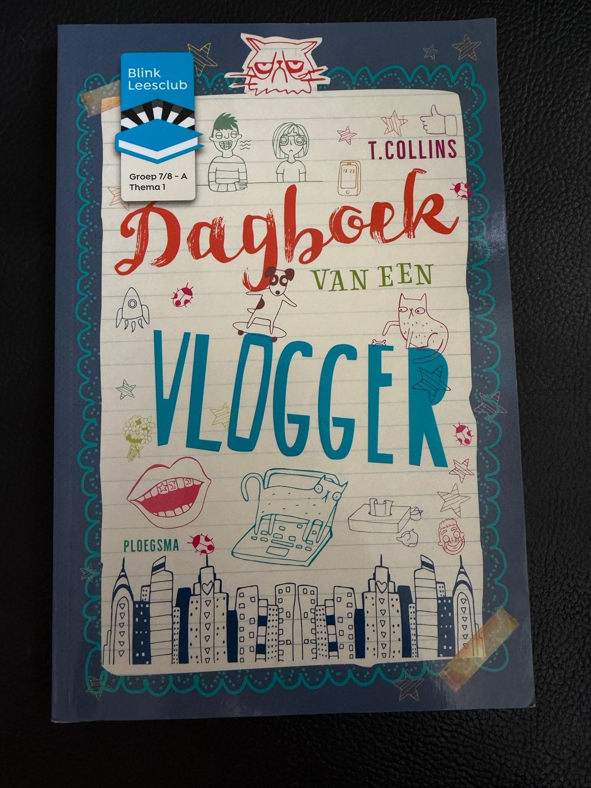 Dagboek van een Vlogger - T. Collins (Blink Leesclub), Boeken, Ophalen of Verzenden, Zo goed als nieuw, Fictie