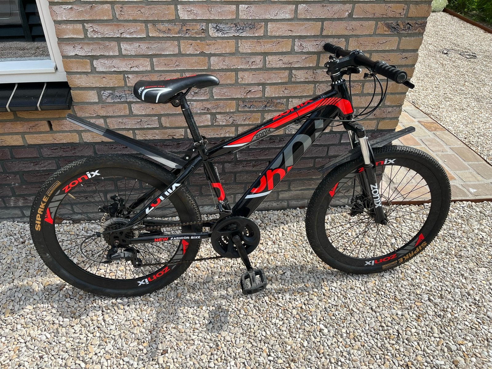 24 inch - Zonix Mountainbike, Overige merken, Hardtail, Zo goed als nieuw, Schijfrem