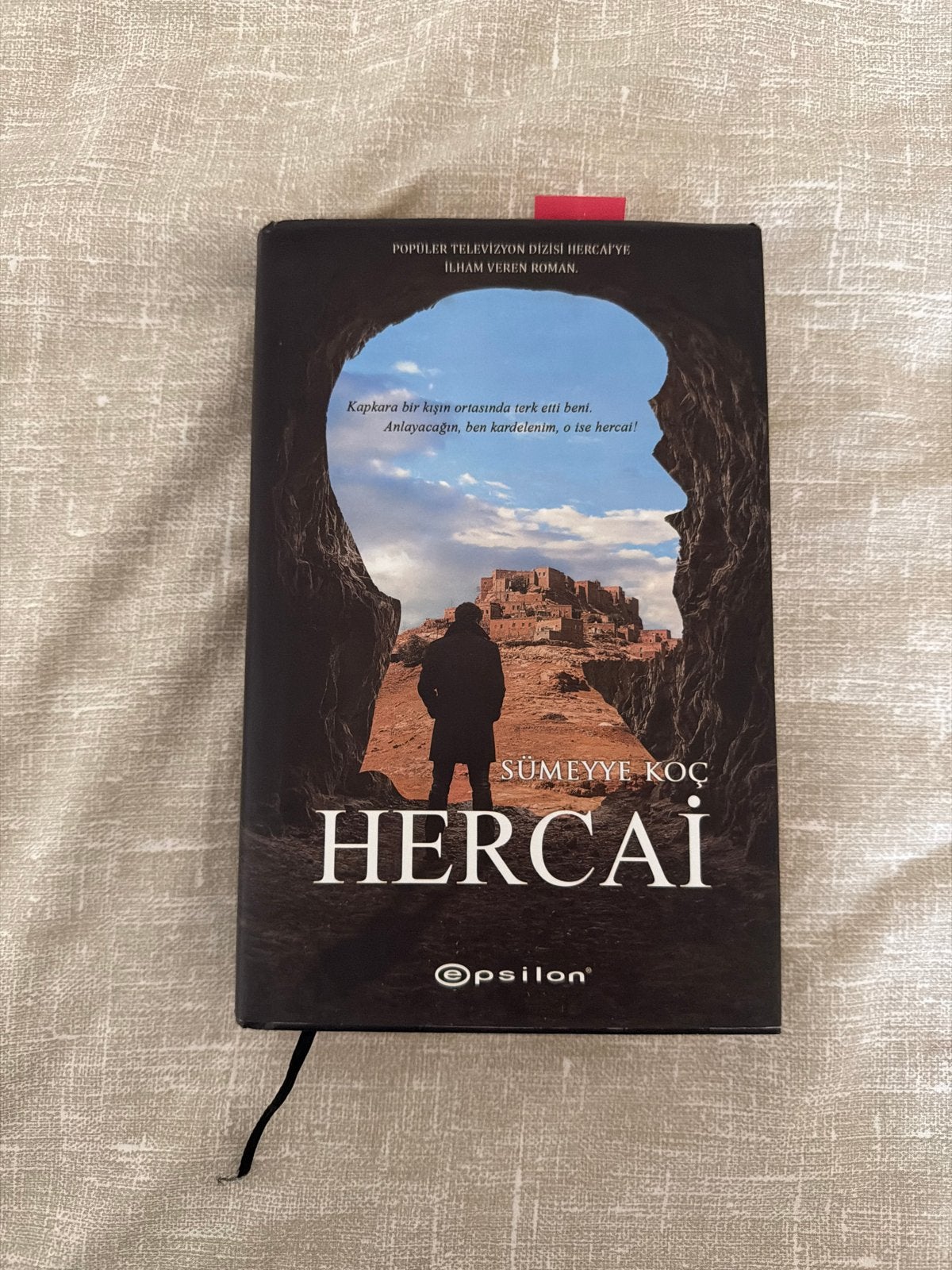 Hercai - Sümeyye Koç (Turkse roman), Ophalen of Verzenden, Zo goed als nieuw, Wereld overig