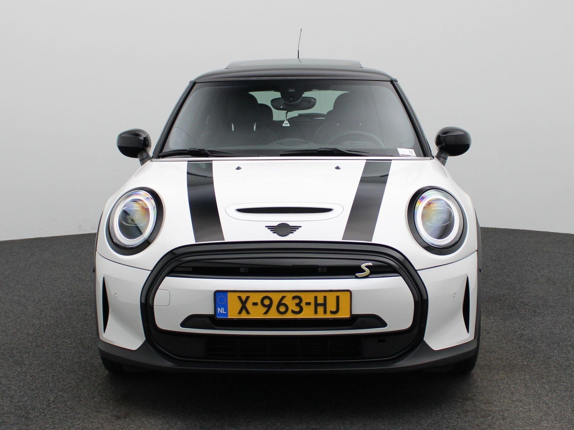 MINI Electric Camden Edition 33 kWh | SOH 100% | PANORAMADAK, Auto's, 12 maanden, 4 stoelen, 184 pk, Te koop