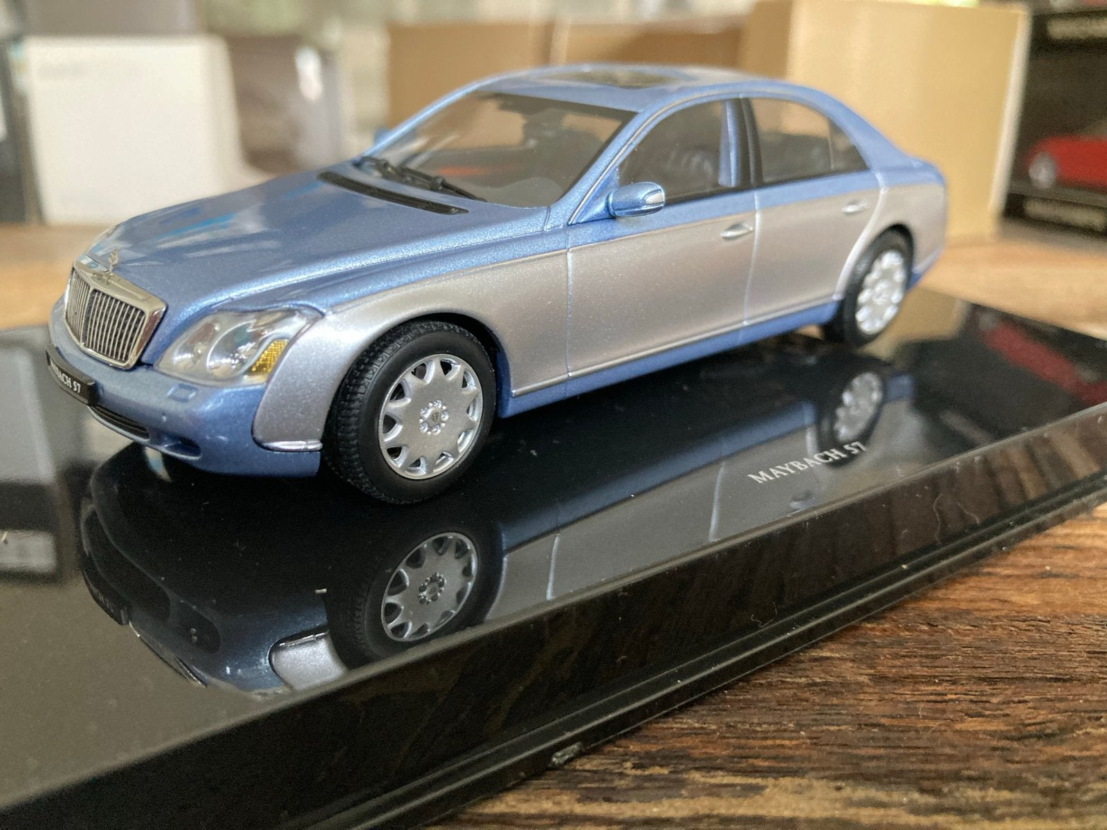 AutoArt Maybach 57 1/43 - Nieuw in originele verpakking, Ophalen of Verzenden, Nieuw, Auto, Overige merken