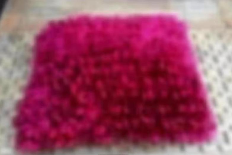 Kussen met bolletjes merk Unique living Bordeau Rood., Ophalen of Verzenden, Zo goed als nieuw, Rood, Vierkant