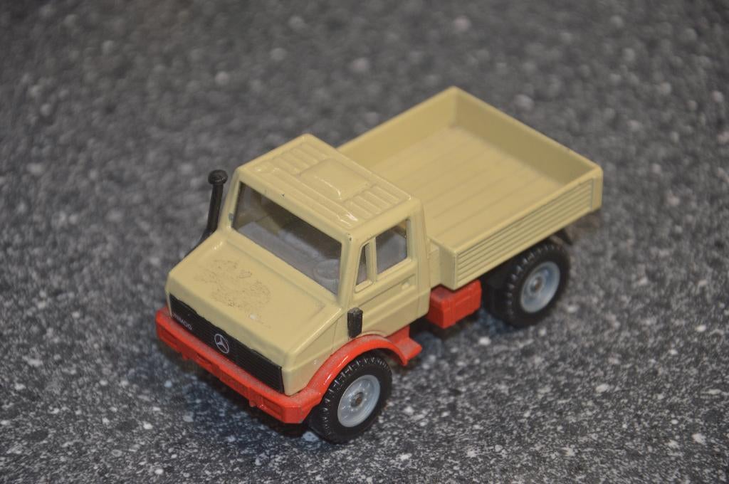 Mercedes Unimog, Ophalen of Verzenden, Zo goed als nieuw, Bus of Vrachtwagen