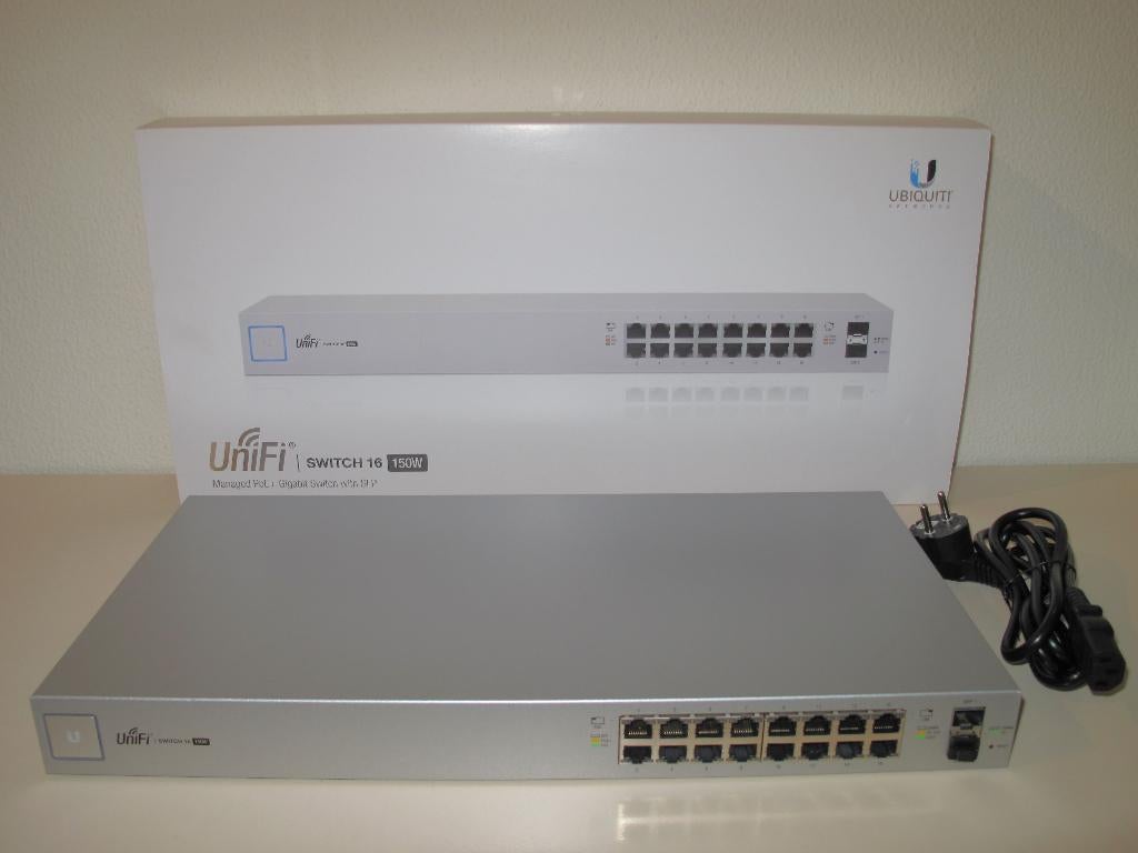 Ubiquiti UniFi Switch 16 (US-16-150W), Computers en Software, Netwerk switches, Ophalen of Verzenden, Gebruikt