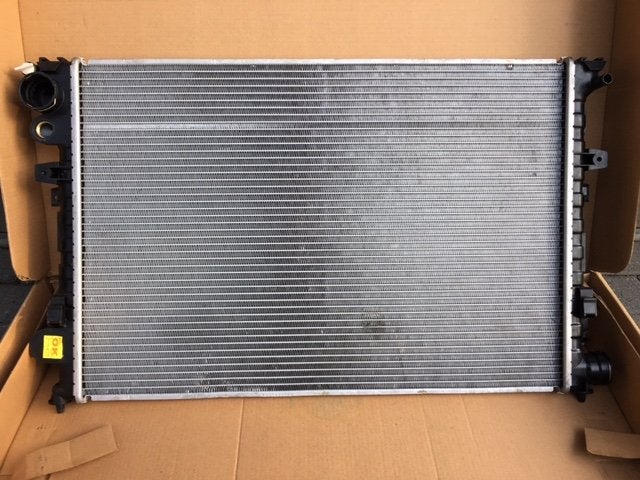Radiateur Citroen Jumpy vanaf bouwjaar 1995 nieuw in doos., Niet ingevuld, Lancia, Niet ingevuld, Nieuw