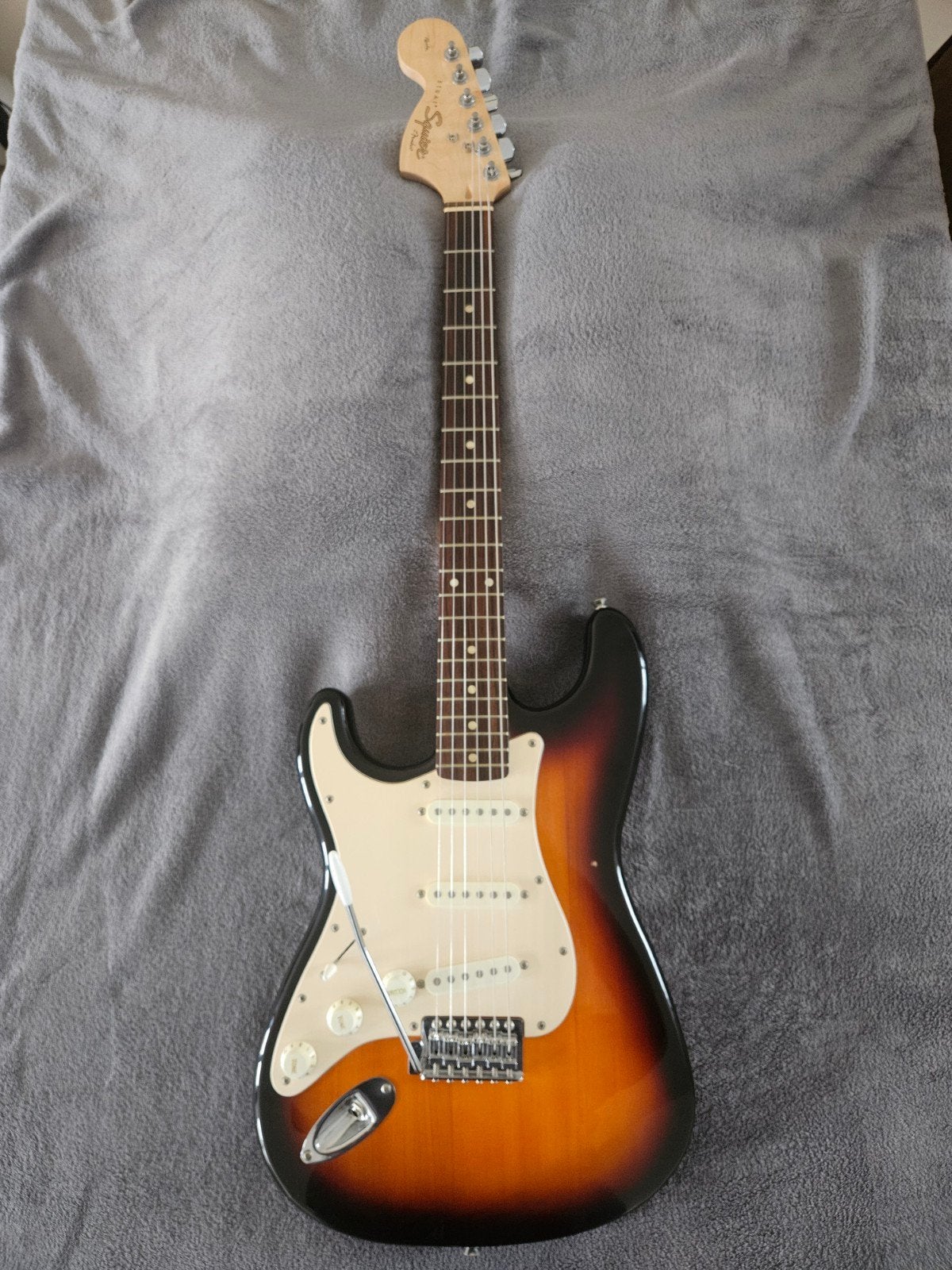 Linkshandige Squier Affinity Stratocaster 2015 Starterset, Ophalen, Gebruikt, Solid body, Overige merken