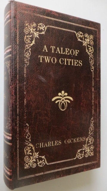 Decoratieve doos als boek (faux book), Ophalen of Verzenden, Zo goed als nieuw