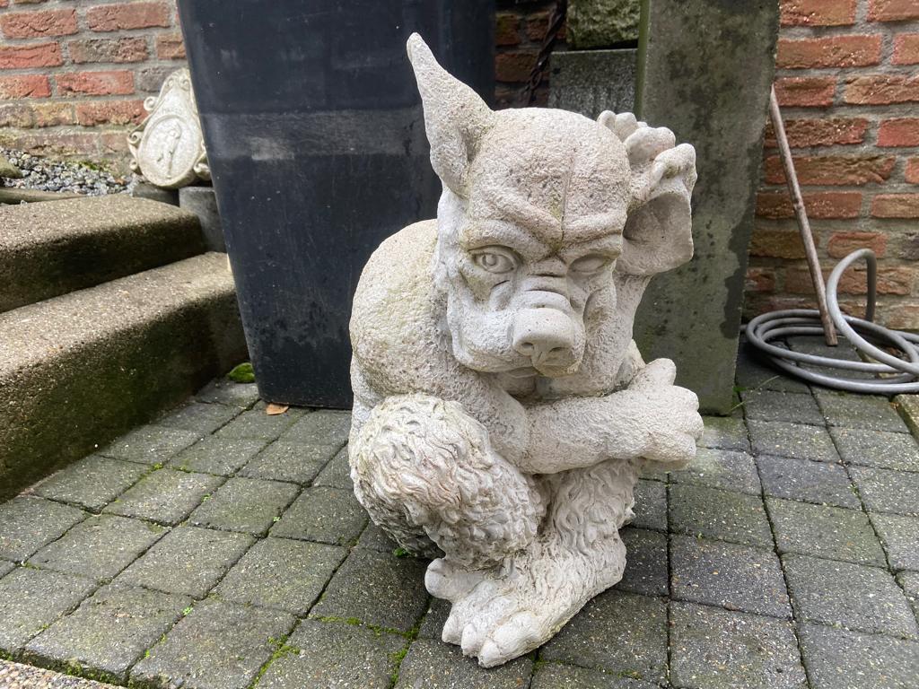 Gargoyle , hoogte 50cm, Tuin en Terras, Tuinbeelden, Ophalen, Nieuw, Beton, Dierenbeeld