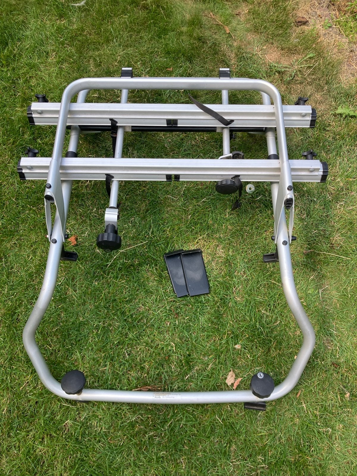Gebruikte originele Audi fietsendrager voor 2 fietsen, Auto diversen, Fietsendragers, Gebruikt, Achterklepdrager, 2 fietsen, Ophalen