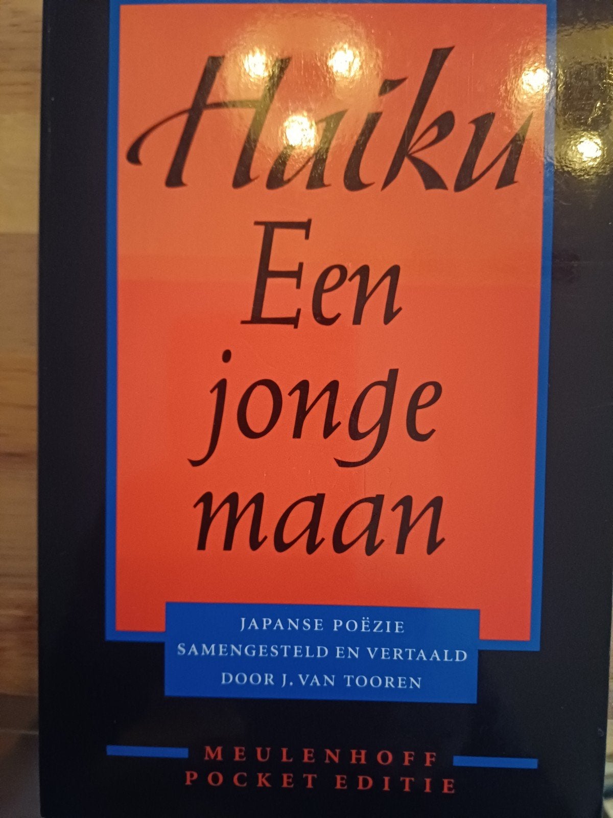Haiku : een jonge maan, Ophalen of Verzenden, Zo goed als nieuw