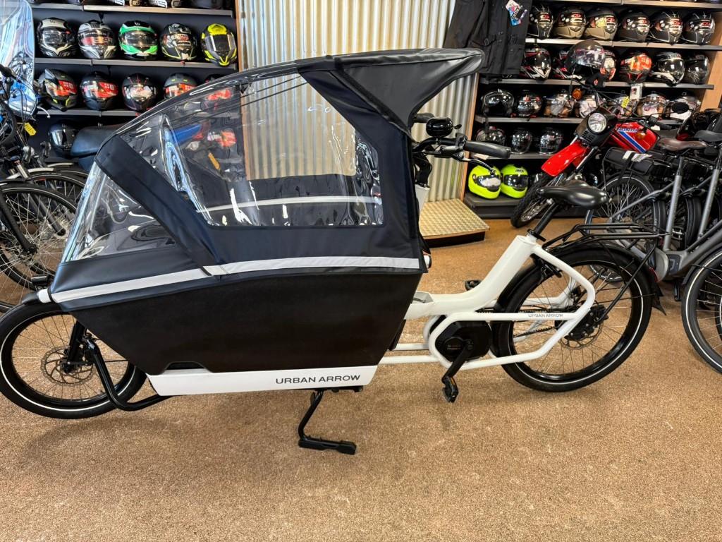 Urban Arrow bakfiets Nieuwstaat + huif twee jaar garantie, Fietsen en Brommers, Elektrische fietsen, Overige merken, Ophalen of Verzenden