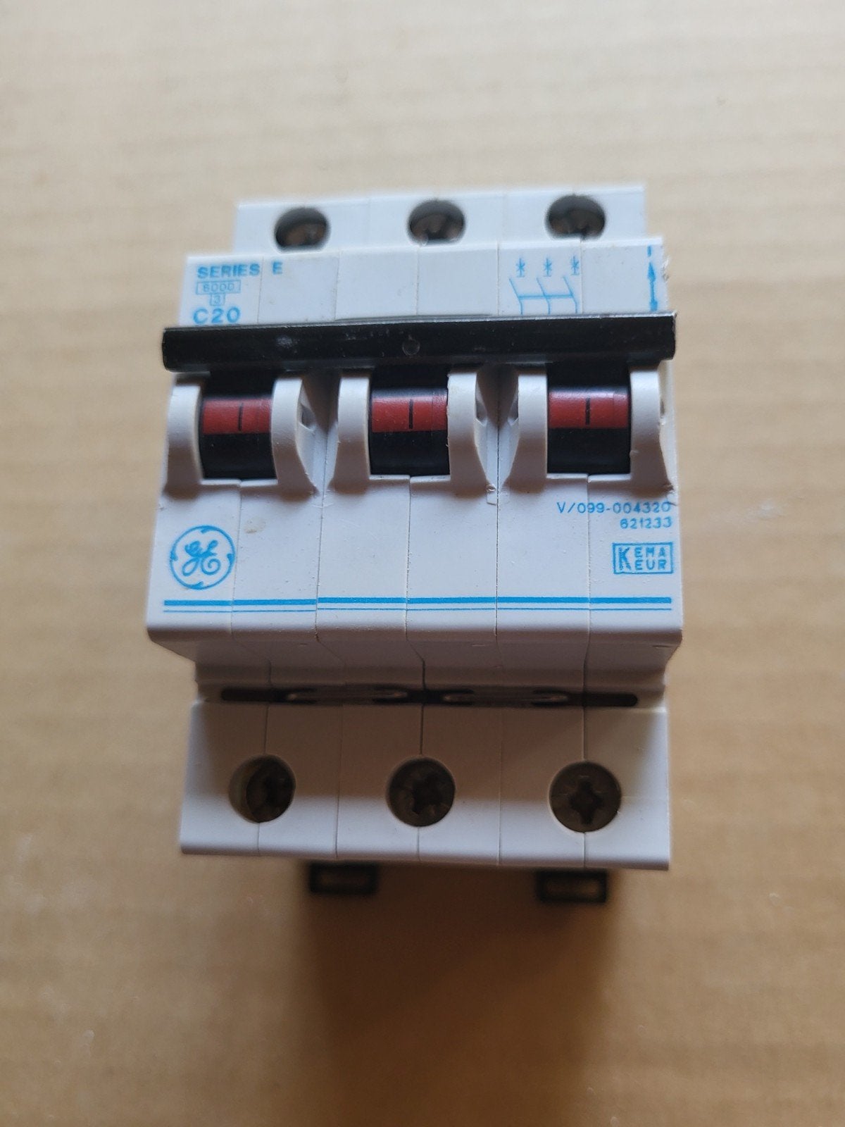 Installatie automaat 3 fase, Ophalen