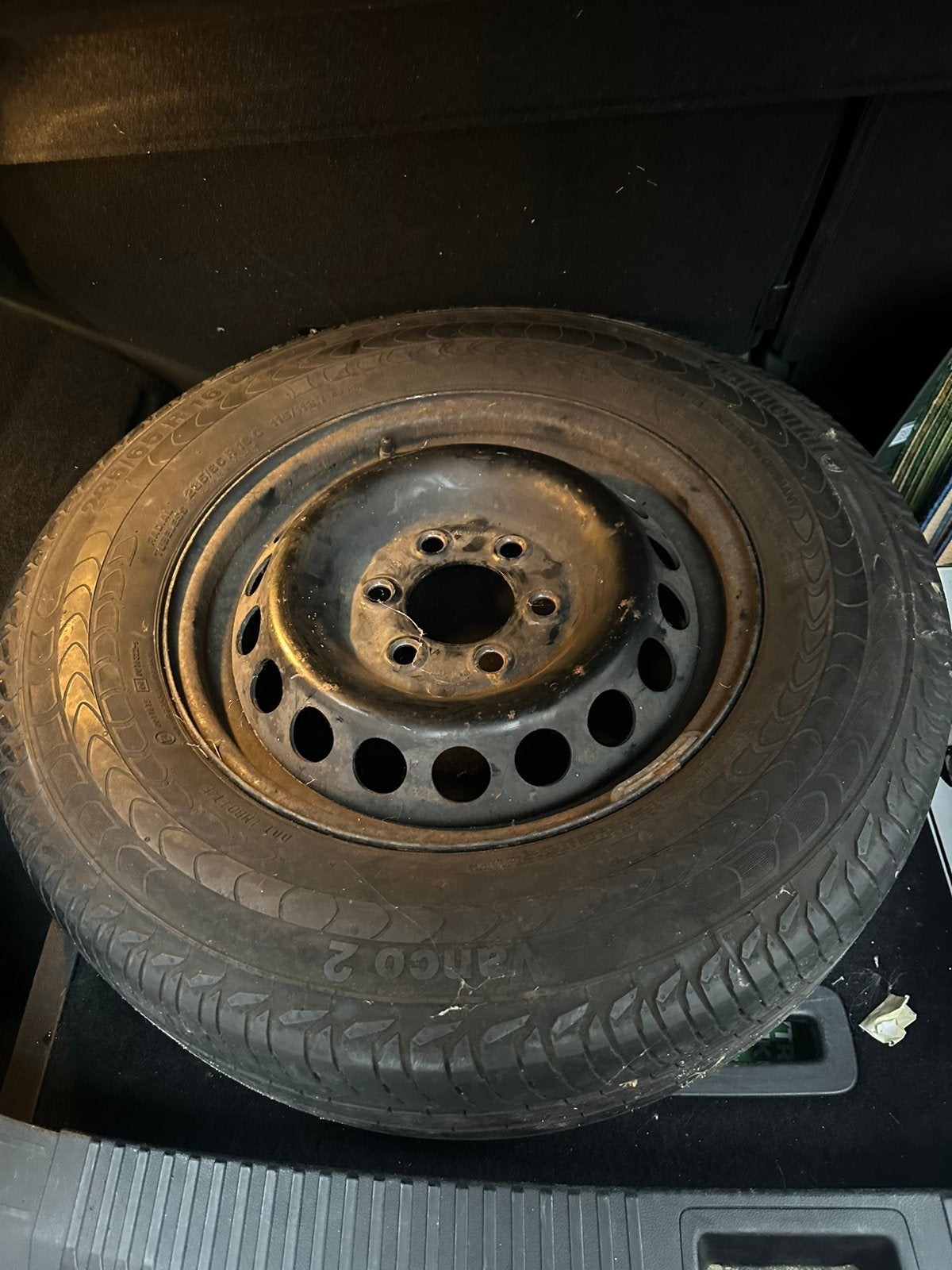 Reservewiel Mercedes Sprinter 16 inch Continental 205/65 R16, Ophalen