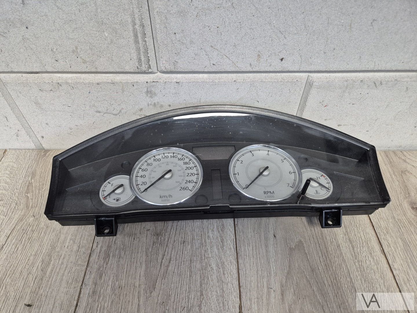 Cockpit tellerklok voor Chrysler 300c 2004 - 2010 DIESEL €40, Gebruikt, -, Ophalen of Verzenden, -