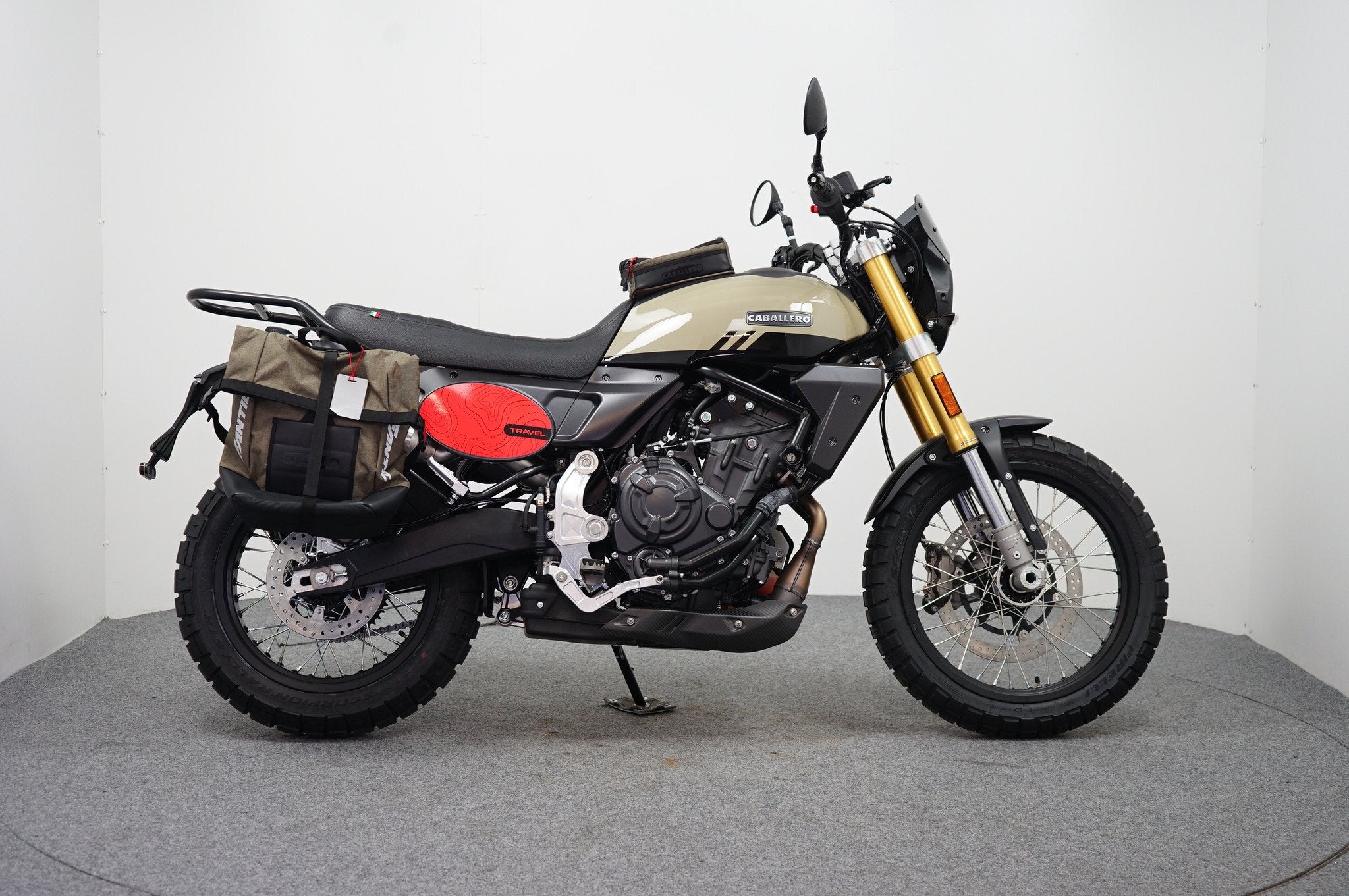 Fantic Caballero 700 Travel (bj 2026), Bedrijf, Fantic, Toermotor