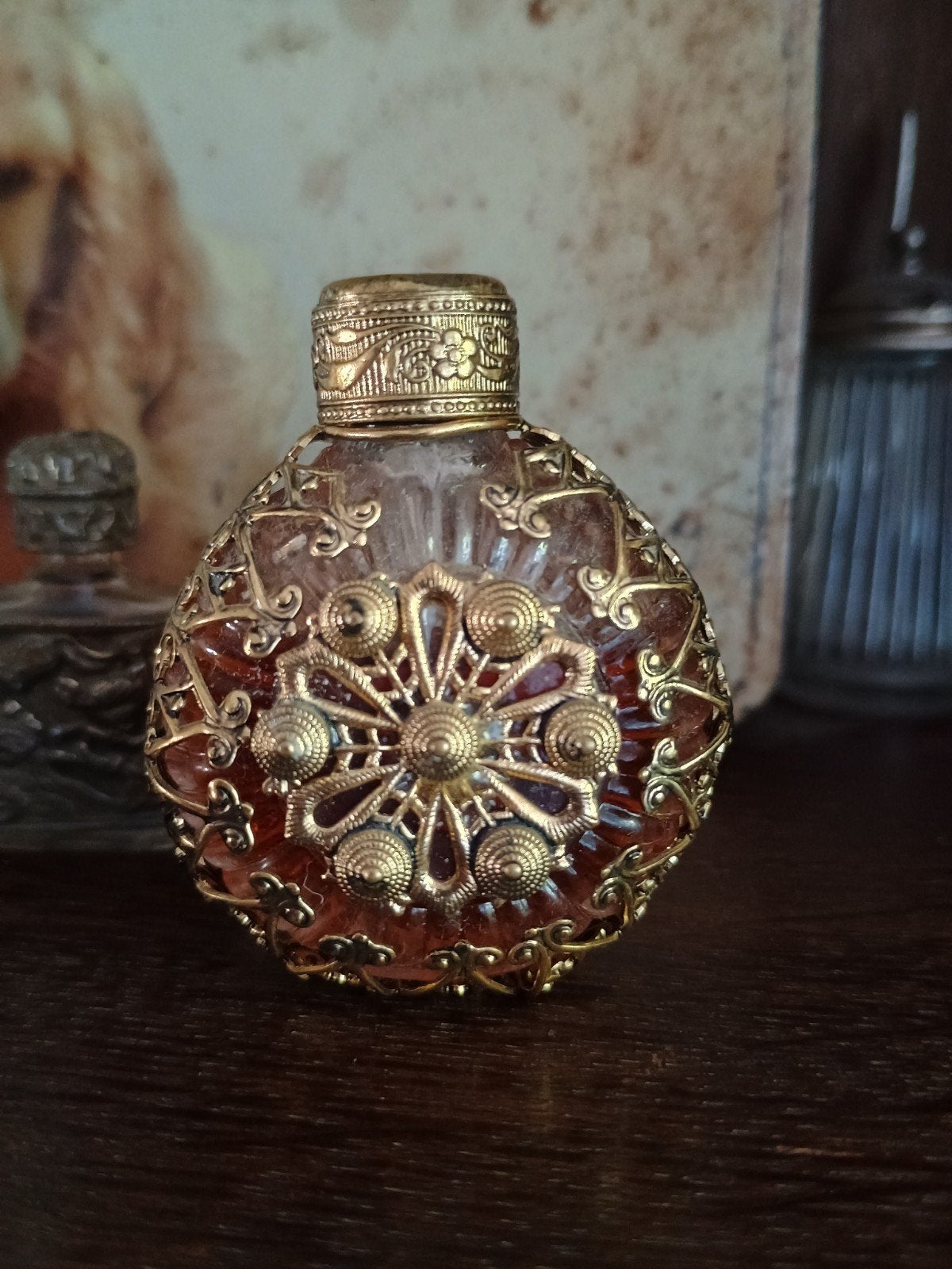 Oud goudkleurig parfumflesje, Ophalen of Verzenden