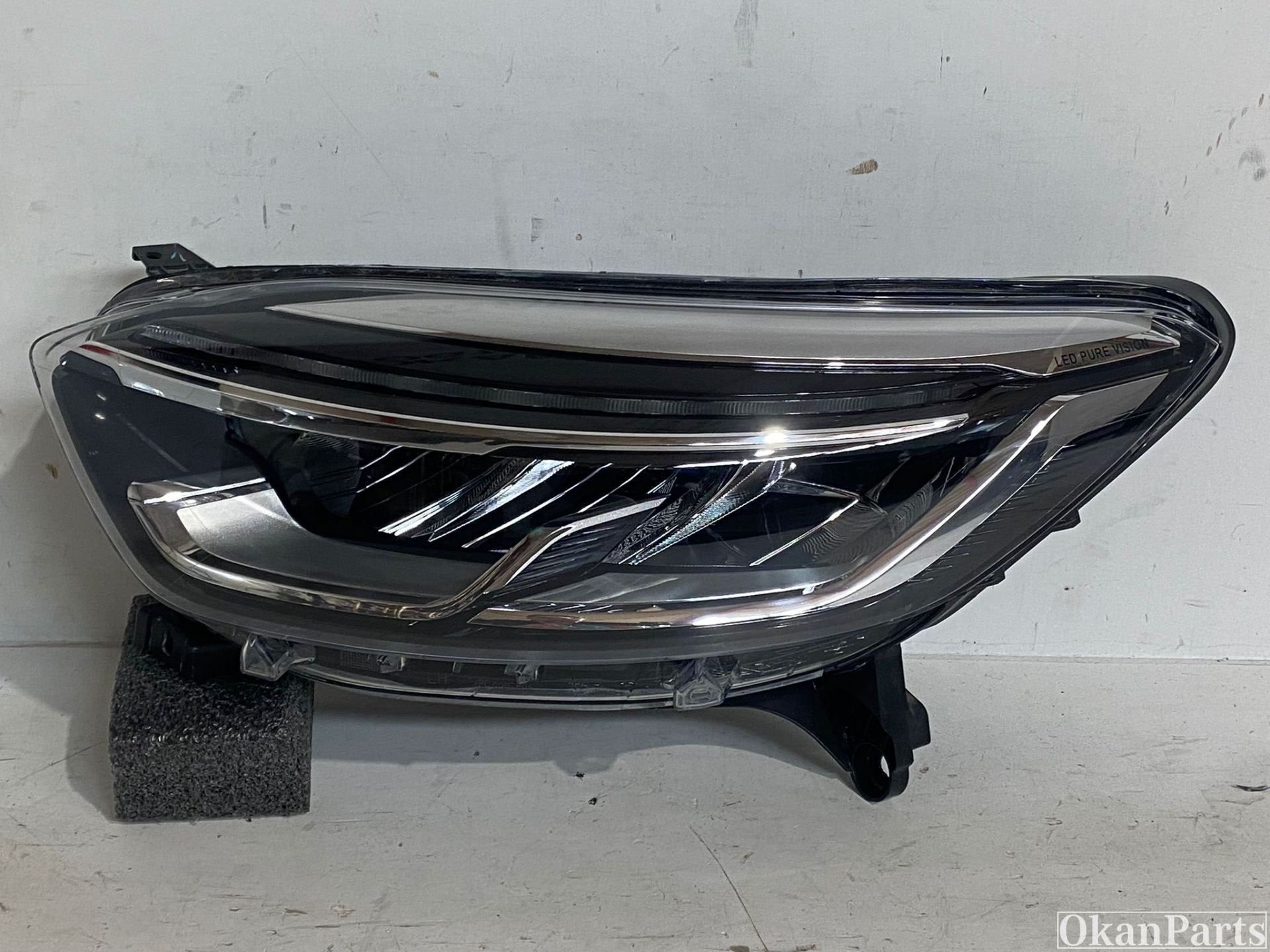 Renault Captur LED linker koplamp links 260606159R, Auto-onderdelen, Info@fabrikant.eu, Ophalen of Verzenden, Fabrikantstraat 1
1000 AA  Amsterdam