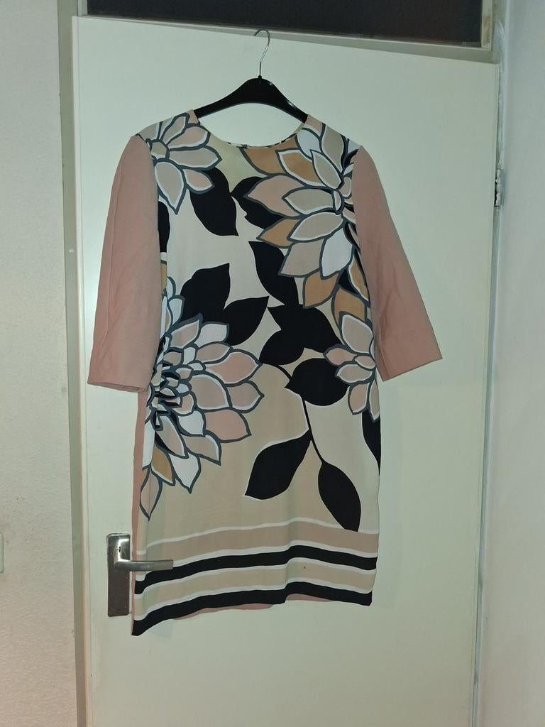 Twin-Set jurk met bloemenprint en lange mouwen, Beige, Maat 46/48 (XL) of groter, Ophalen of Verzenden, Zo goed als nieuw