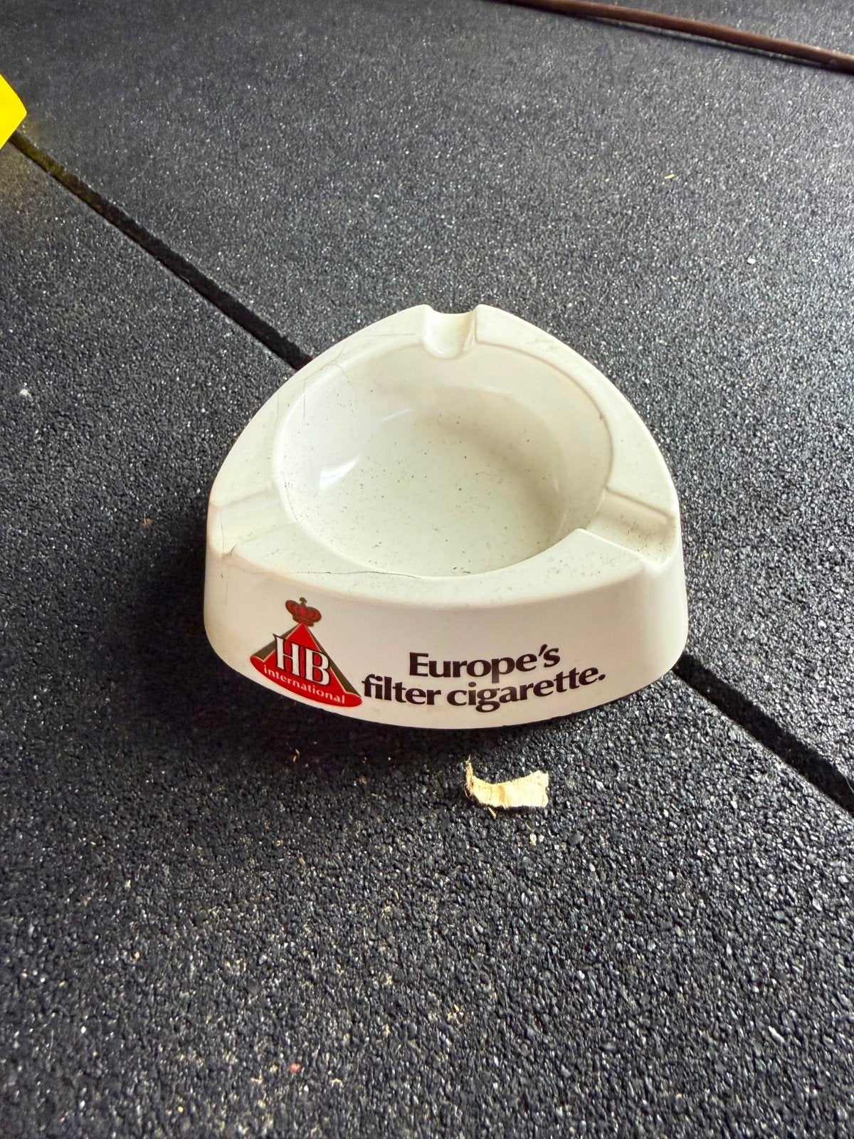 Vintage HB Europe's Filter Cigarette asbak - Made in Italy, Ophalen of Verzenden