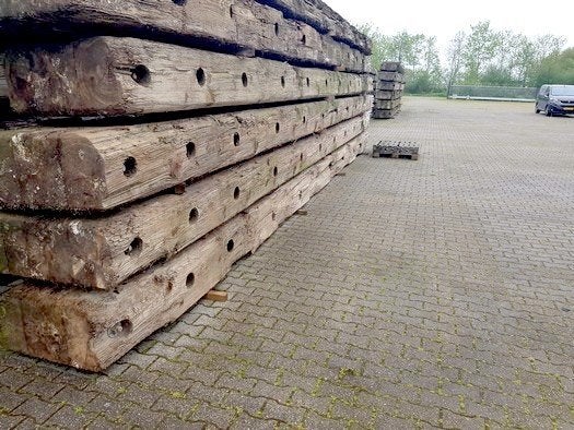 Border / Brugligger / Afscheiding / Grondkering van Douglas, Ophalen, Nieuw, 250 cm of meer, Planken