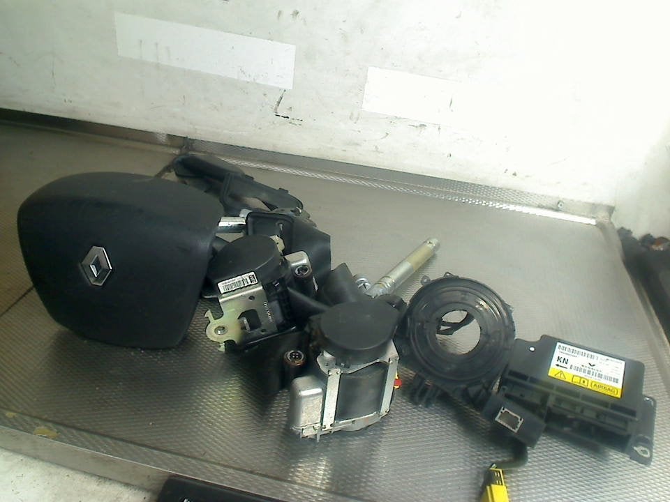 Airbag Set Renault Scénic III (JZ) (2010-11/..) 285586256R, Gebruikt, Renault Deutschland AG, Dialog.deutschland@renault.de, Peter-Huppertz-Straße 5, Köln 51063, , Duitsland