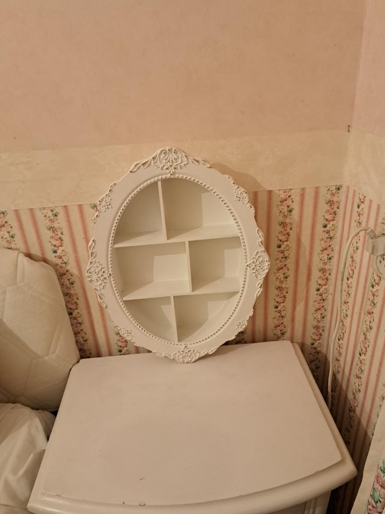 Decoratieve wandplankje/brocant vakkenkastje, Ophalen of Verzenden