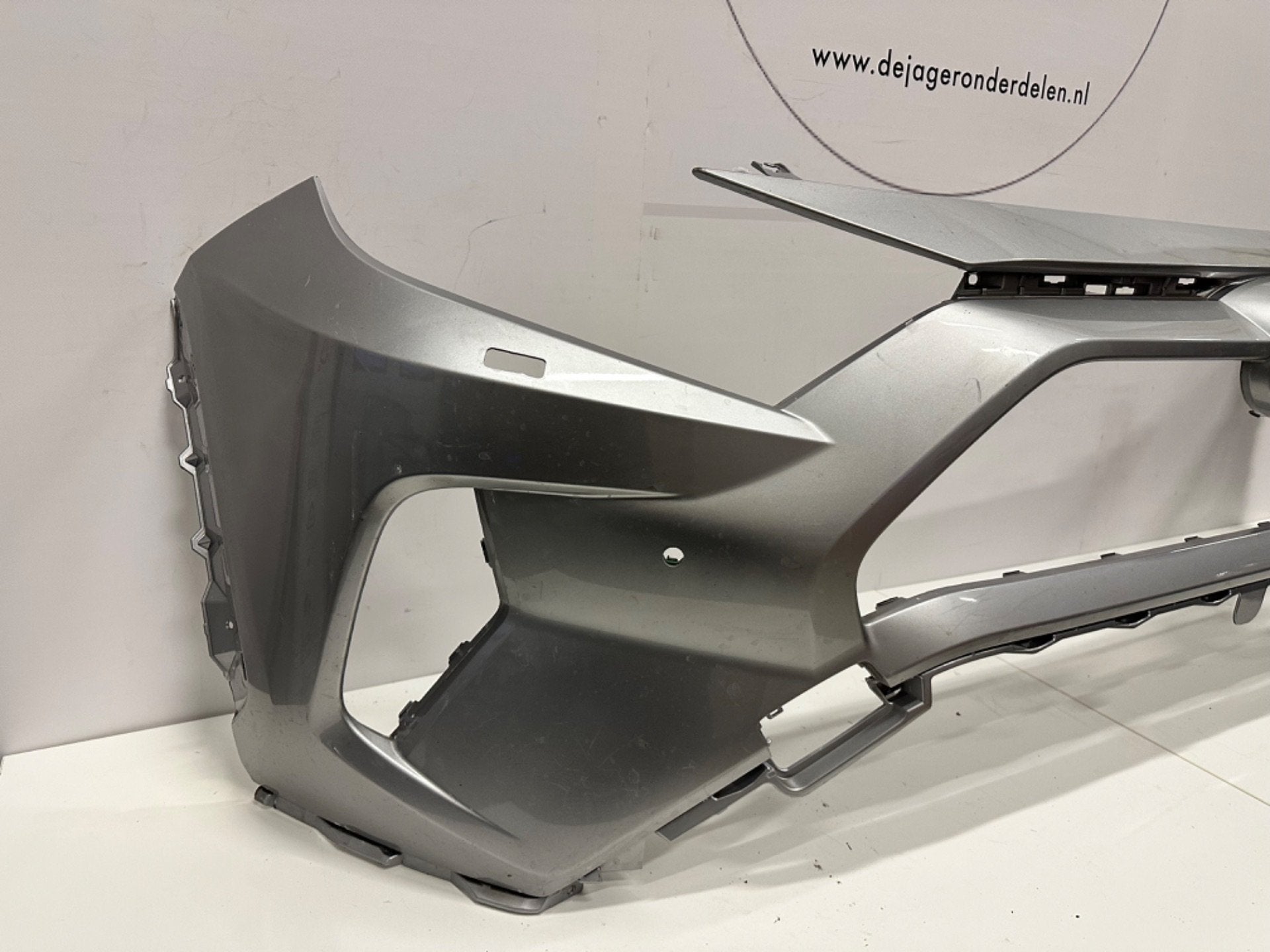 TOYOTA RAV4 V VOORBUMPER BUMPER 52119-42B20, Auto-onderdelen, Info@toyota.co.jp, Gebruikt, Voor, Toyota Motor Corporation