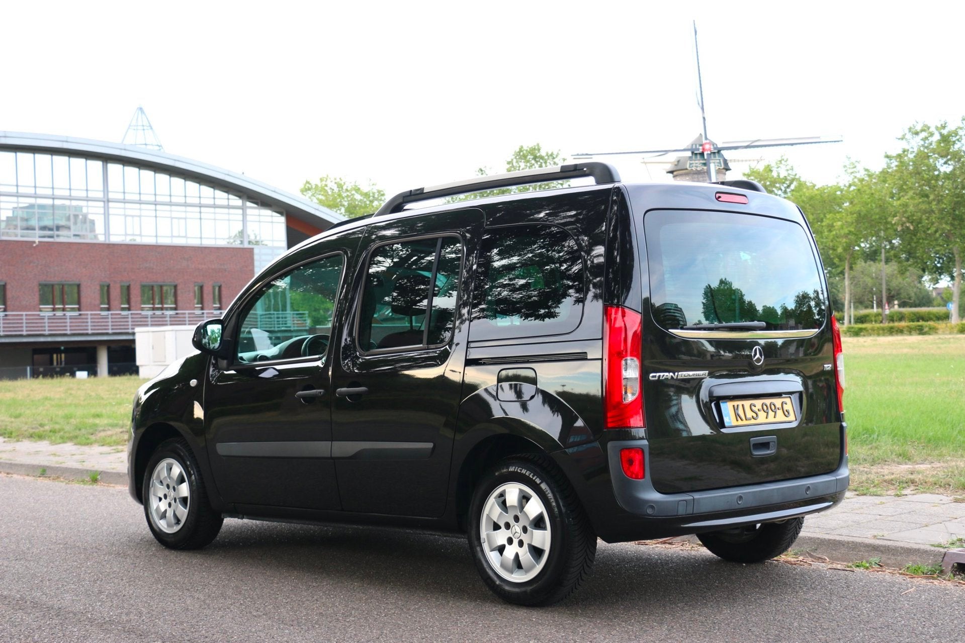 Mercedes-Benz CITAN 112 Tourer Lang 6G-DCT Aut 114Pk Panoram, Dealer onderhouden, Gebruikt, Zwart, Bedrijf