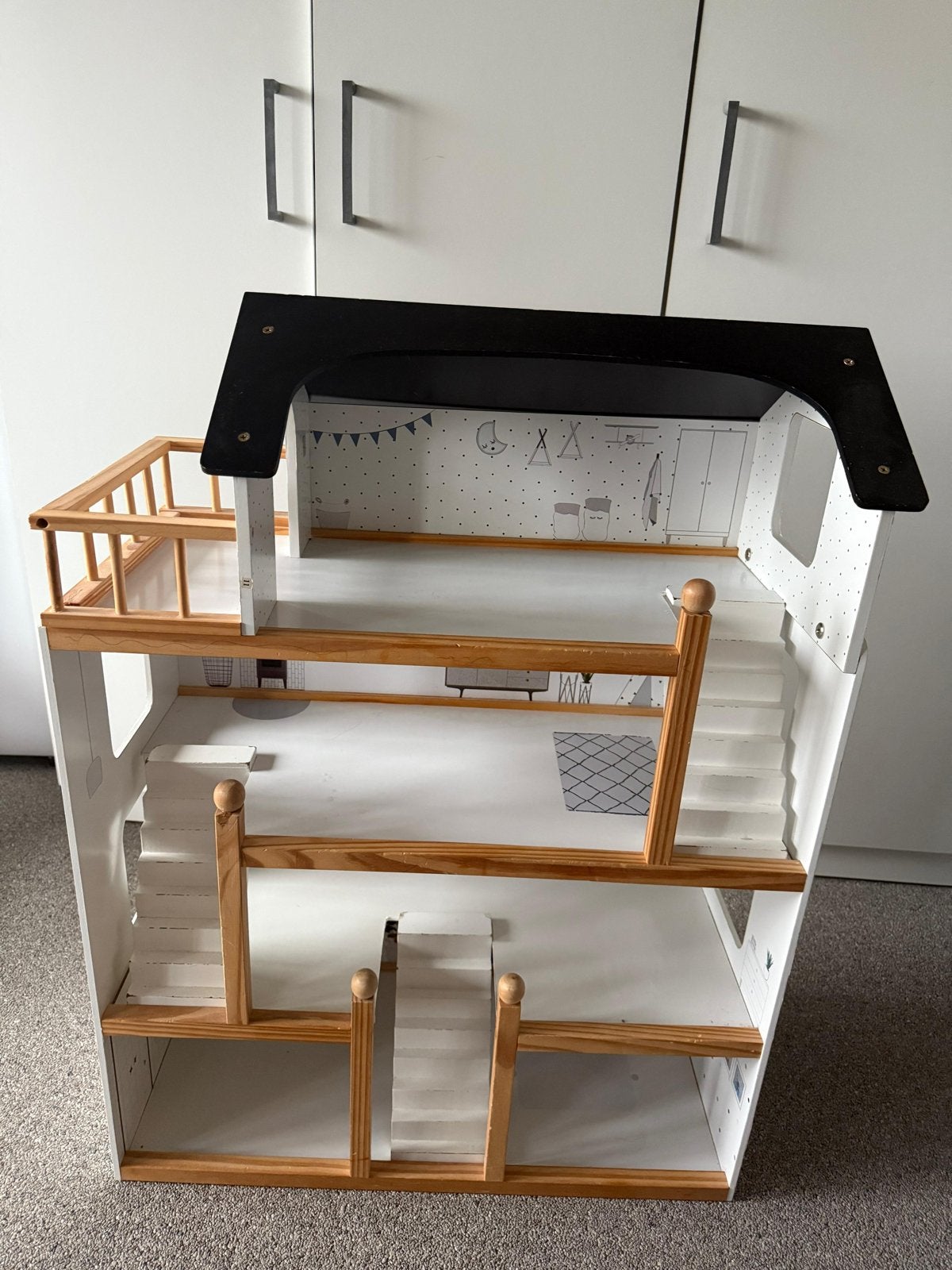 Petite Amélie houten poppenhuis met 3 verdiepingen, Ophalen, Zo goed als nieuw, Poppenhuis