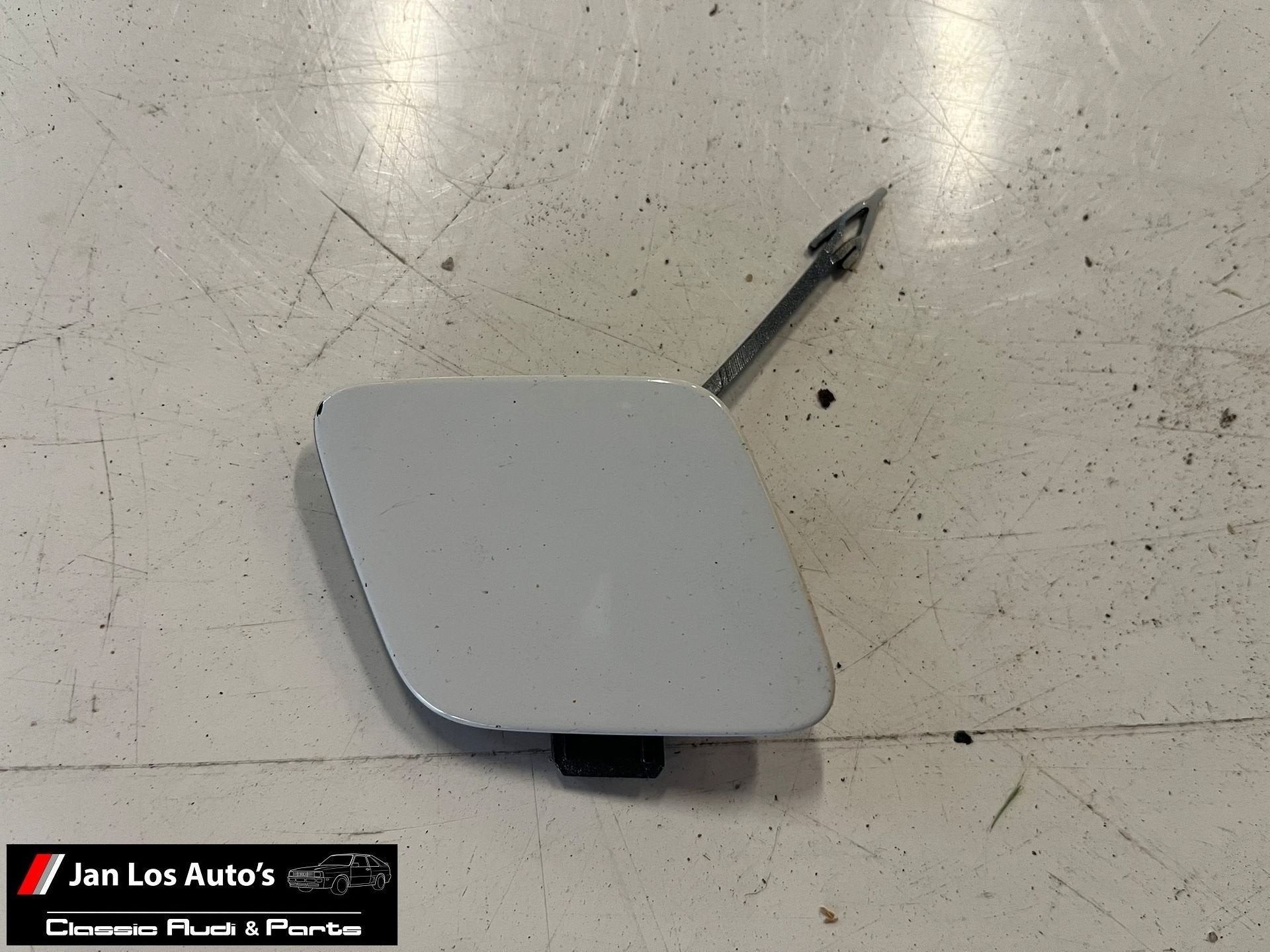 Afdekkap sleepoog Audi A1 8XA807241 LS9R, Gebruikt, -, -, -