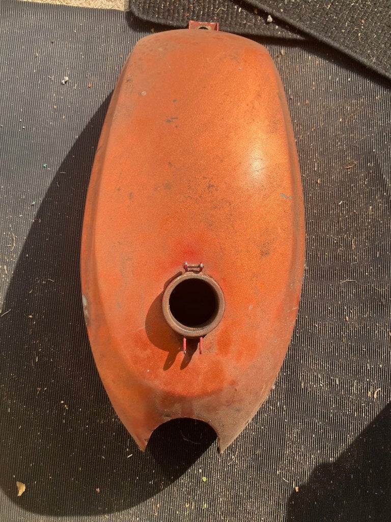 Goede harde tank Suzuki T500, Motoren, Onderdelen | Oldtimers, Ophalen of Verzenden, Gebruikt
