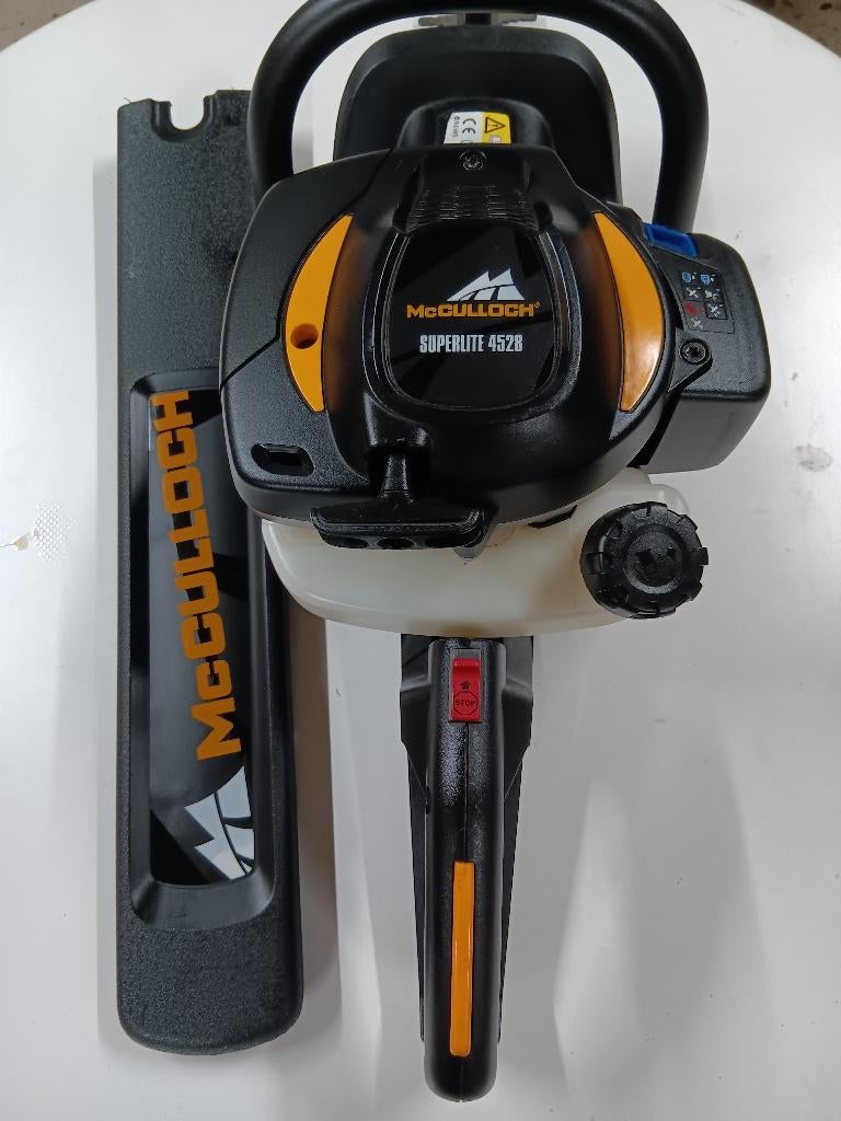 McCulloch Superlite 4528 heggenschaar., Tuin en Terras, Heggenscharen, Ophalen, Zo goed als nieuw, Benzine, McCulloch Husqvarna