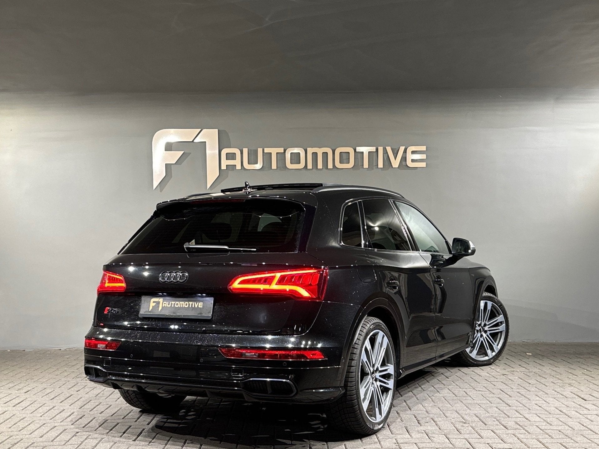 Audi SQ5 3.0 TFSI quattro Pro Line+ Pano|RS Seat|B&O|Massage, Automaat, Dealer onderhouden, Gebruikt, 2995 cc