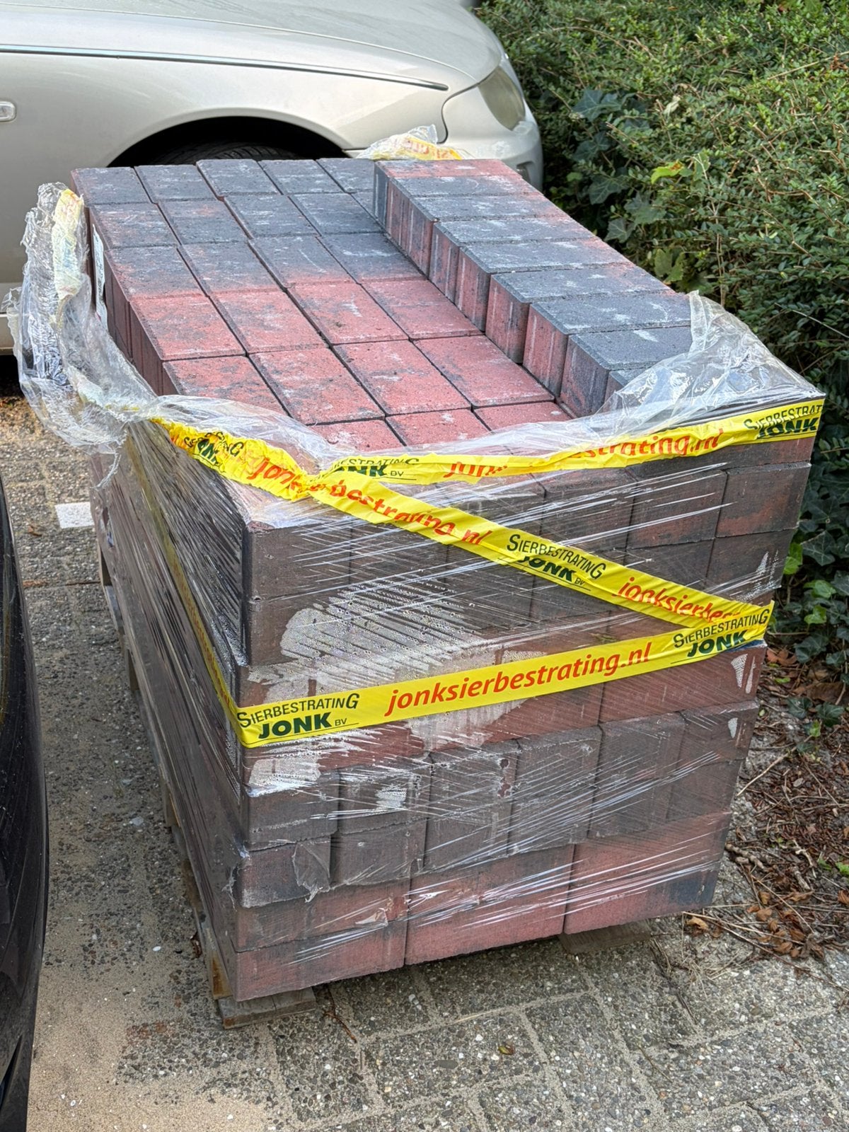 Terrastegels te koop – 10,5x21x8cm, 288 stuks (6,35 m²), Ophalen, Zo goed als nieuw, Beton, Terrastegels