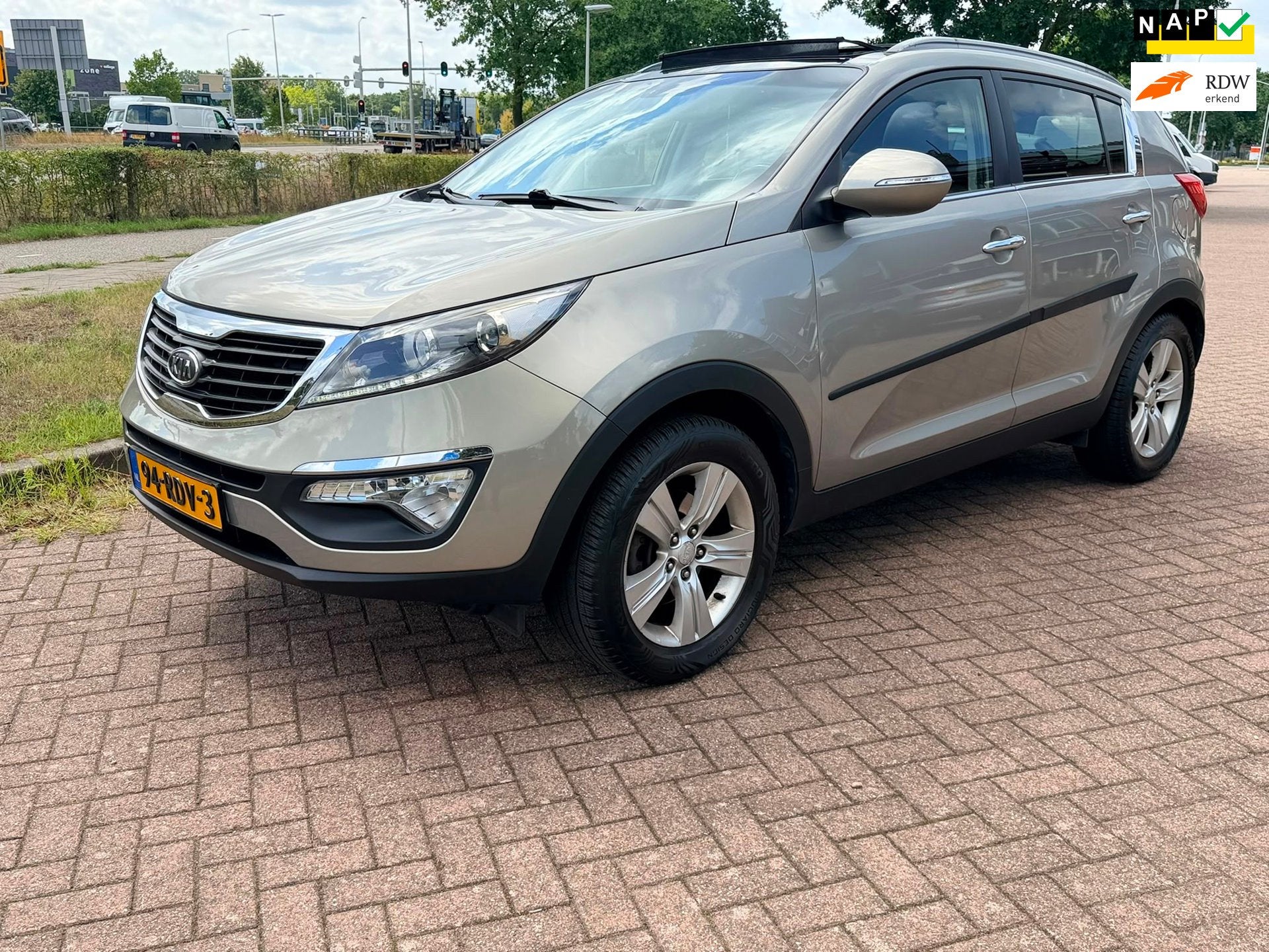 Kia Sportage 2.0 X-ecutive Plus Pack - Top staat !, Auto's, Gebruikt, 4 cilinders, Leder en Stof, Origineel Nederlands