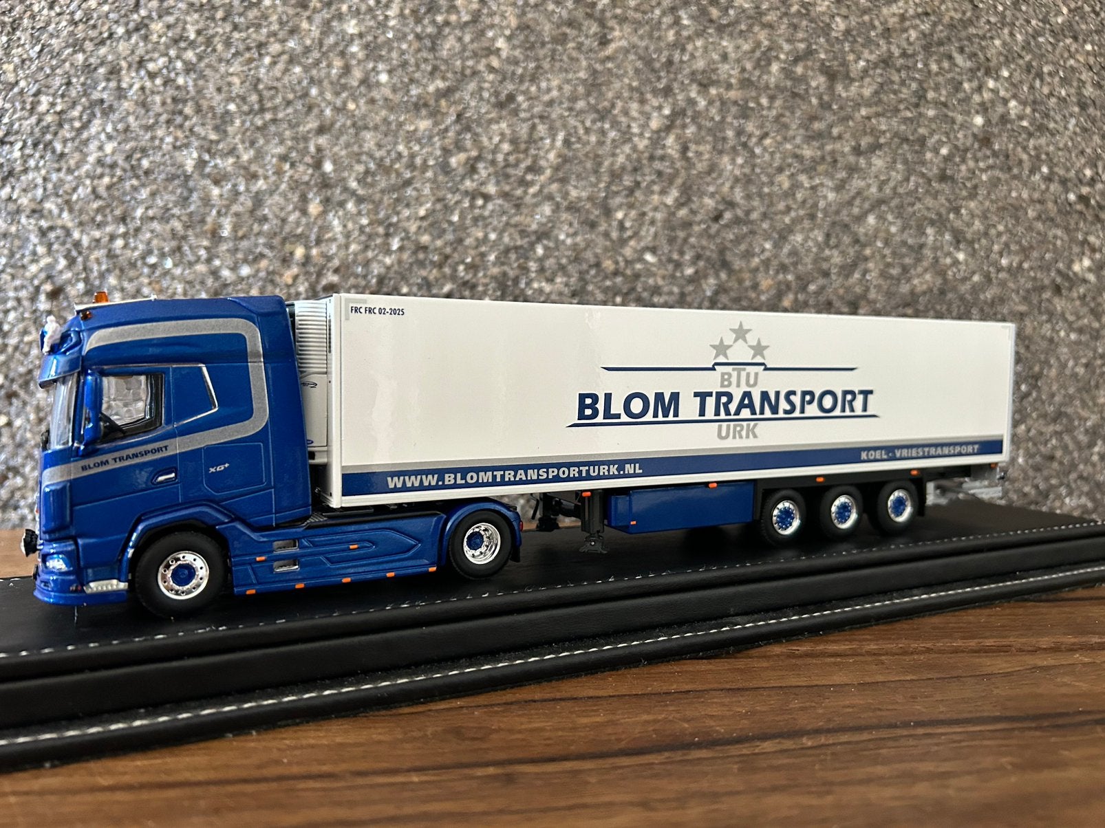 DAF XG+ Blom Transport Urk, Ophalen, Zo goed als nieuw, Bus of Vrachtwagen, Overige merken