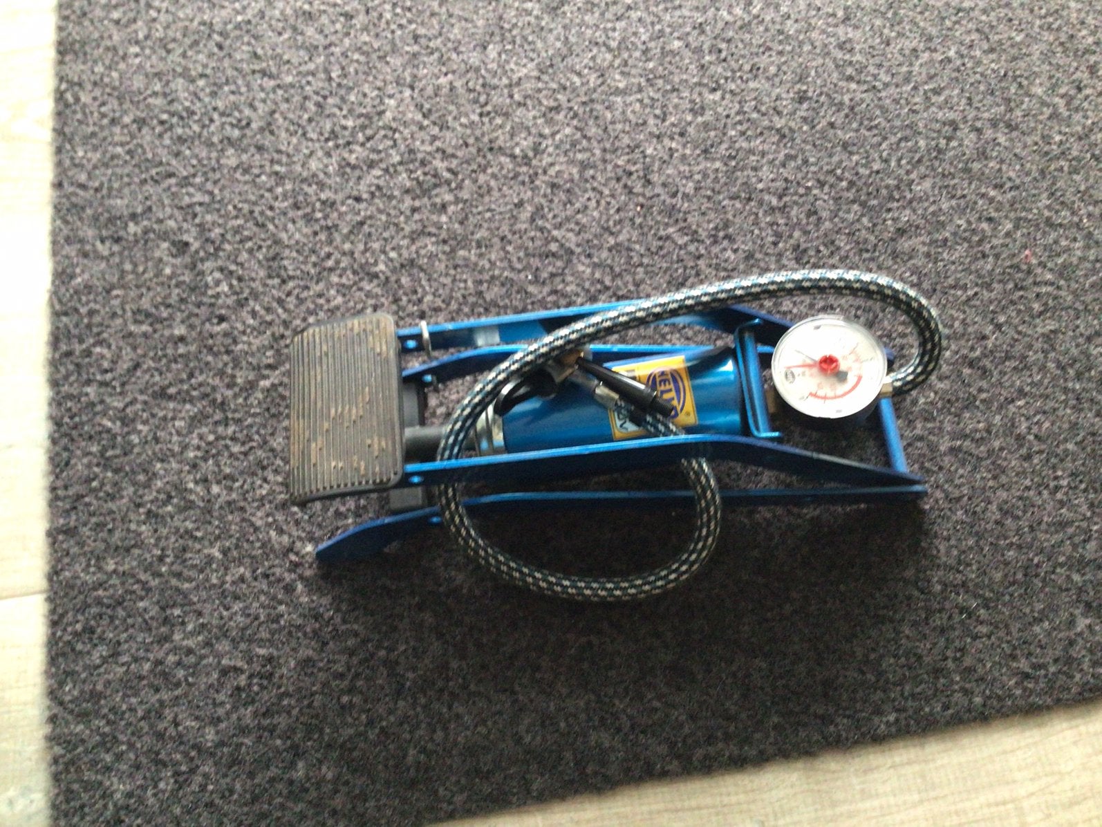 te koop voetpomp, Ophalen, Drukmeter, Gebruikt