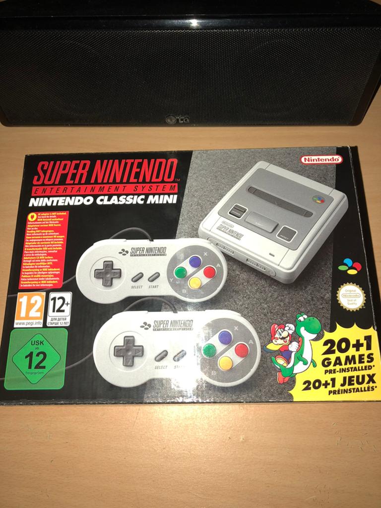 Super Nintendo ( Classic Mini ) Nieuw, Spelcomputers en Games, Spelcomputers | Nintendo Super NES, Ophalen of Verzenden, Zo goed als nieuw