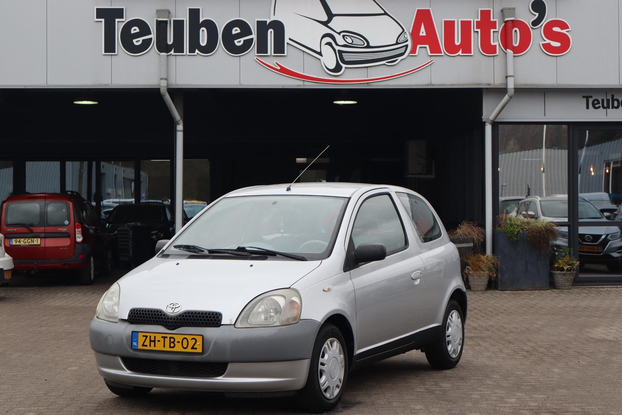 Toyota Yaris 1.0-16V VVT-i Terra Radio cd speler, APK tot 31, Auto's, Toyota, Voorwielaandrijving, Stof, Gebruikt, 4 cilinders