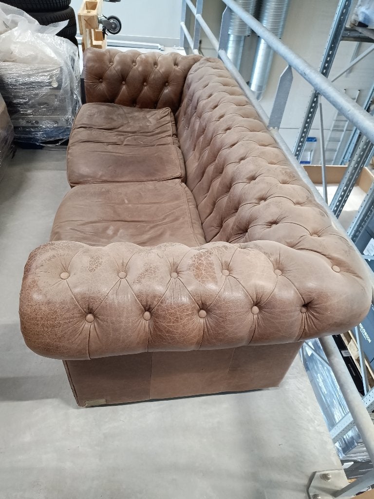 Vintage Chesterfield bank, Ophalen, Gebruikt, 75 tot 100 cm, Tweepersoons