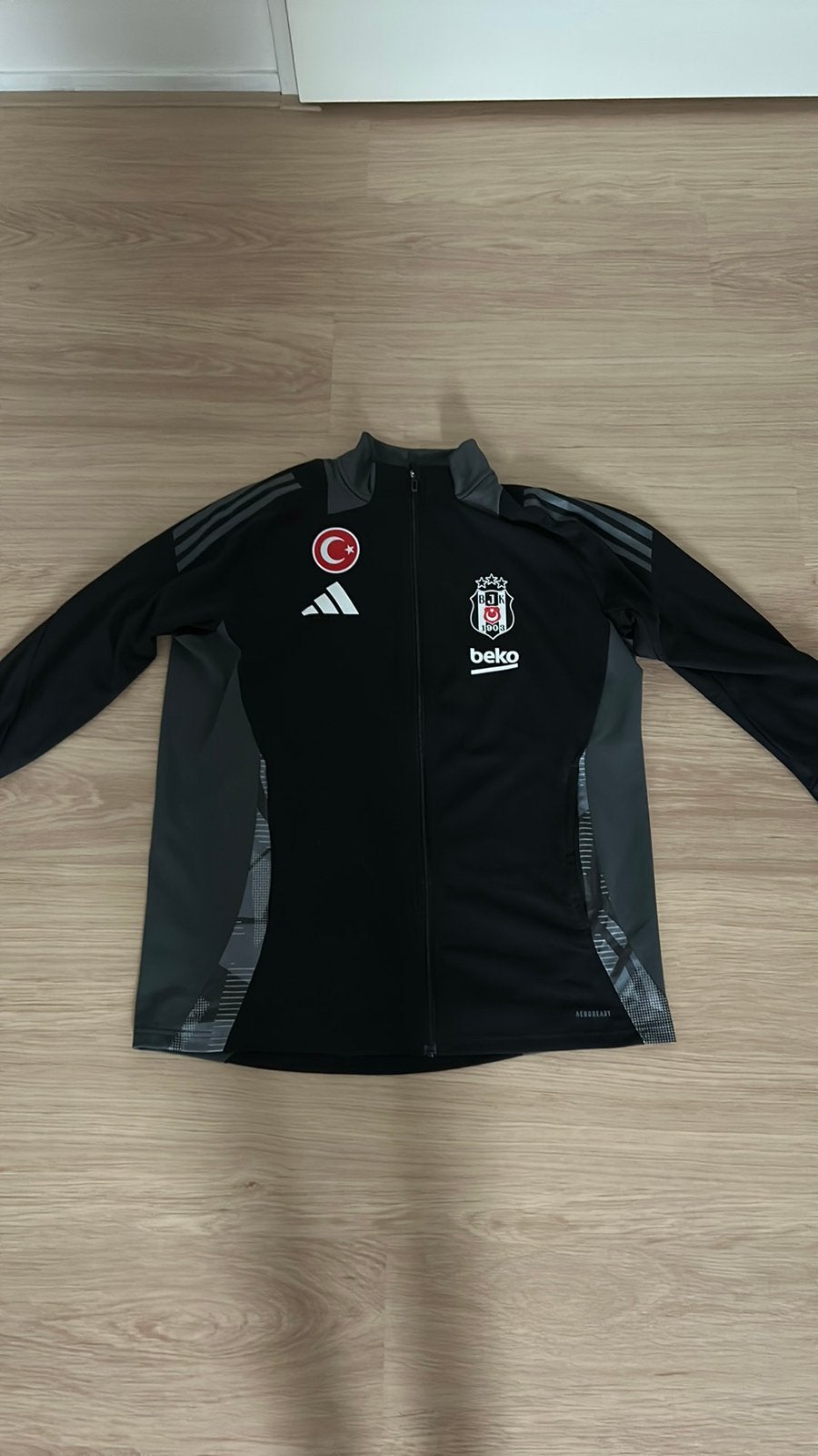 Official trainingsvest Besiktas, Ophalen of Verzenden, Zo goed als nieuw, Shirt