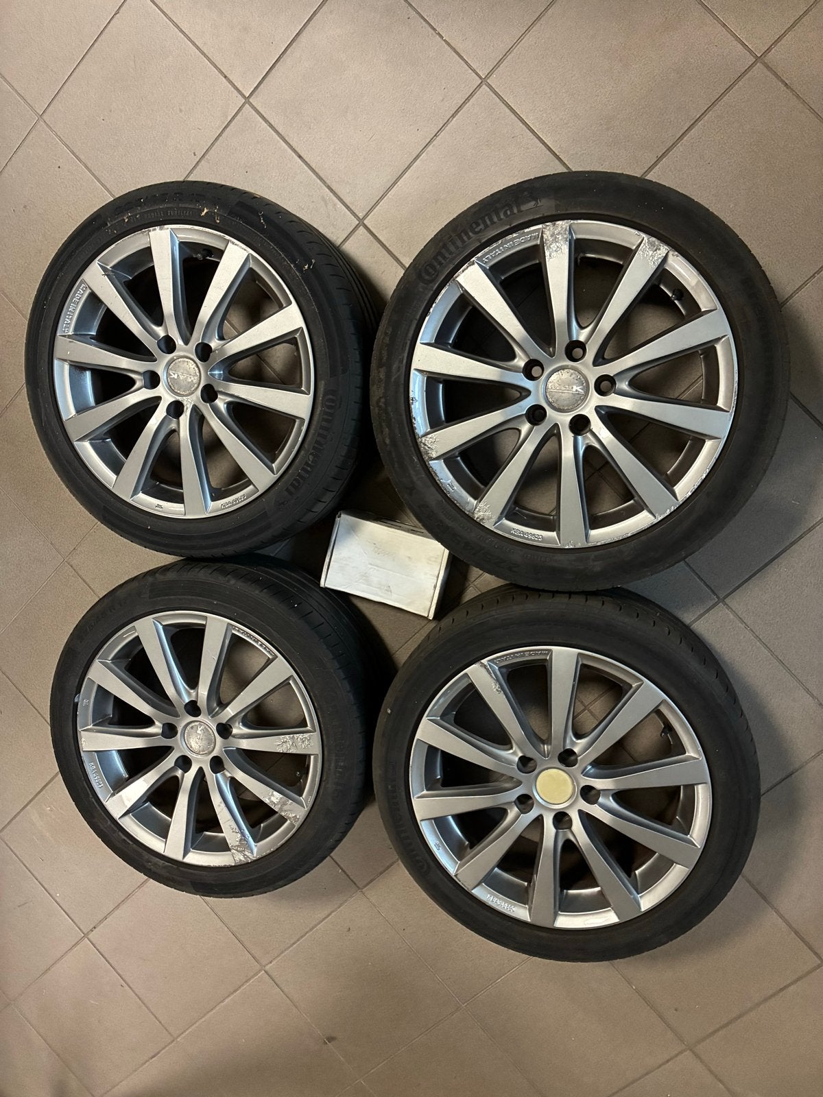 MAK ( Vw caddy )225/45 R17 Zomerbanden 5-gaats, Auto-onderdelen, Banden en Velgen, Ophalen, Gebruikt, Banden en Velgen, 17 inch