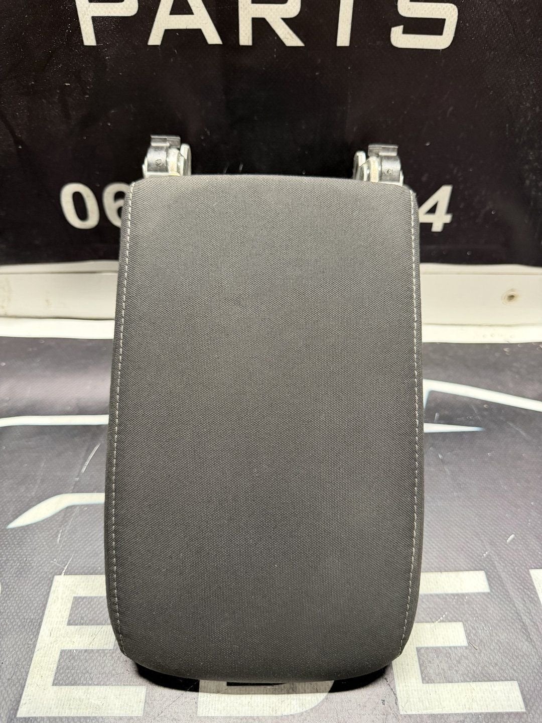 VW Touran 5T Tiguan AD1 5NA Seat Tarraco Armsteun 5TA864207B, Auto-onderdelen, Seat, Gebruikt, -, -