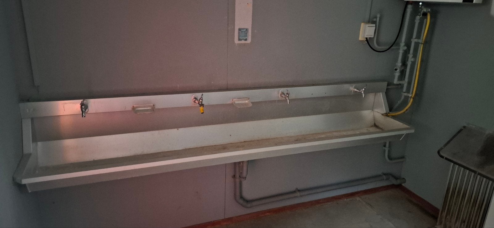Aluminium wasbak wastrog 2,40mtr, Doe-het-zelf en Verbouw, Ophalen