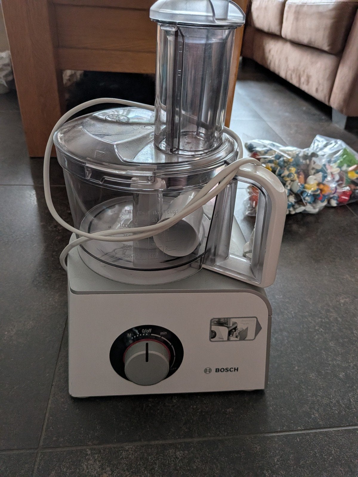 Bosch keukenmachine met vele uitbreidingen, Witgoed en Apparatuur, 1 tot 2 liter, Ophalen, Zo goed als nieuw, 3 snelheden of meer